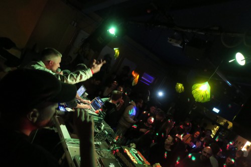 caribbeanbeachparty008
